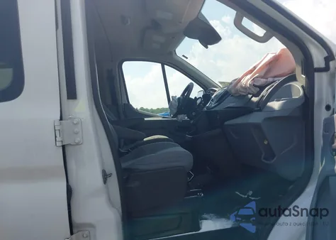 2015 Ford Transit Xlt z USA, uszkodzony, nr VIN 1FBZX2ZM0FKB01738